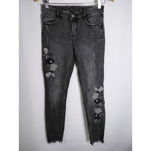 Trafaluc by Zara Denim - ZARA Trafaluc Embroidered Jeans Black Denim Size 4